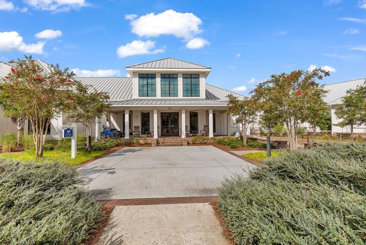 9994 Beach Club Dr. Photo 40