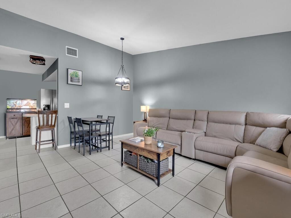 1249 SE 8th St, Unit 108, Cape Coral, FL 33990 Photo