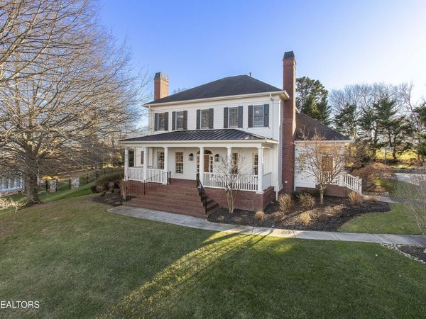 391 Axton Drive, Knoxville, TN 37934