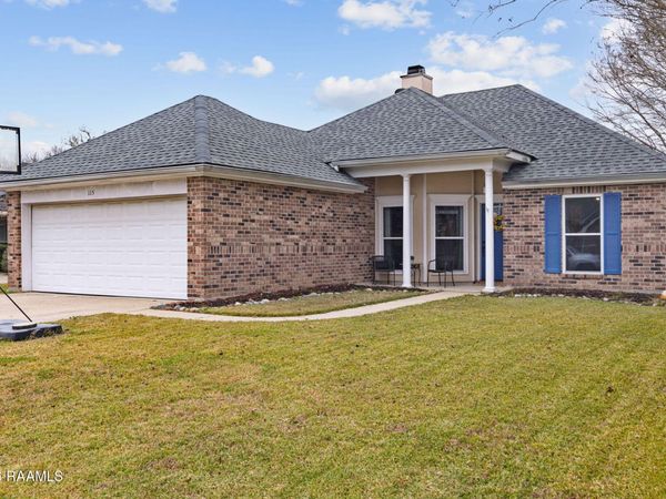 115 Tulip Tree Lane, Broussard, LA 70518