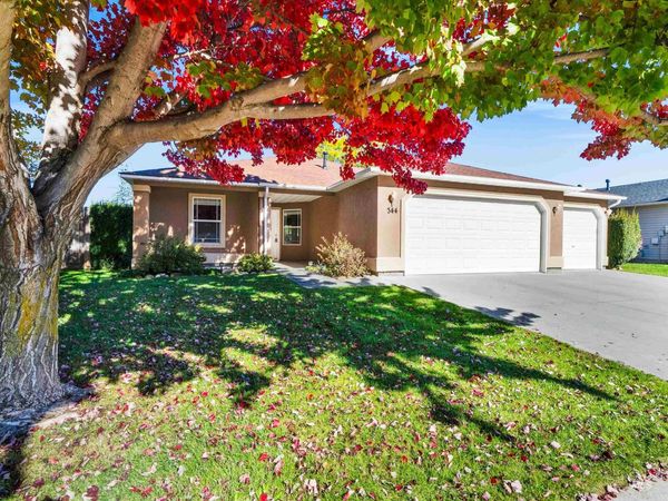 344 E Rose Lake Dr, Middleton, ID 83644