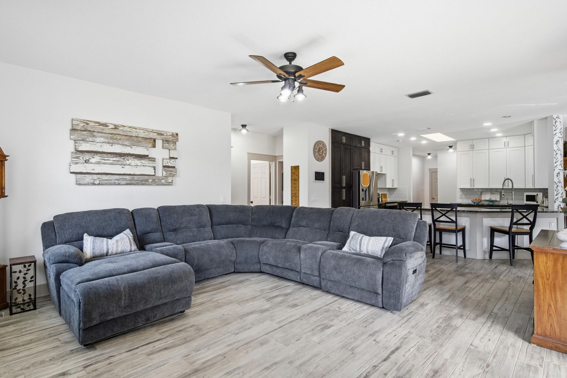 5317 Stately Oaks Street, Fort Pierce, FL 34981 Photo