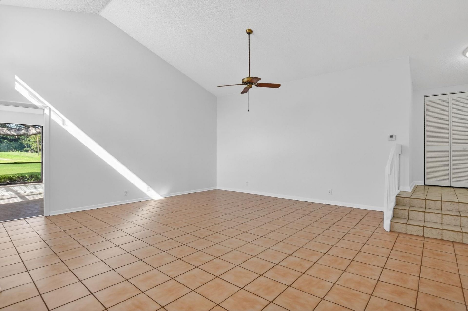 661 Hollows Circle, Deerfield Beach, FL 33442 Photo