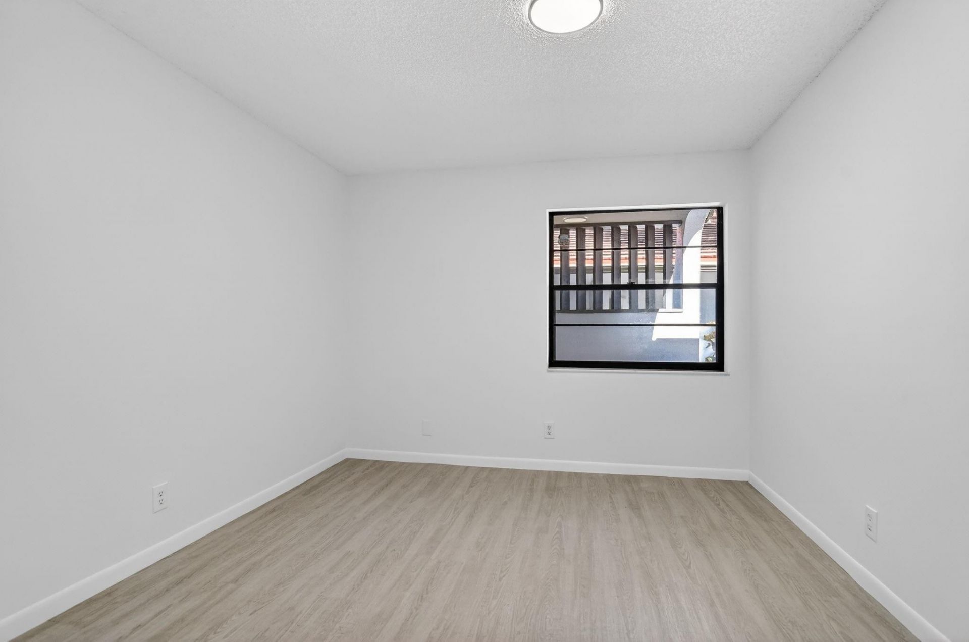 661 Hollows Circle, Deerfield Beach, FL 33442 Photo