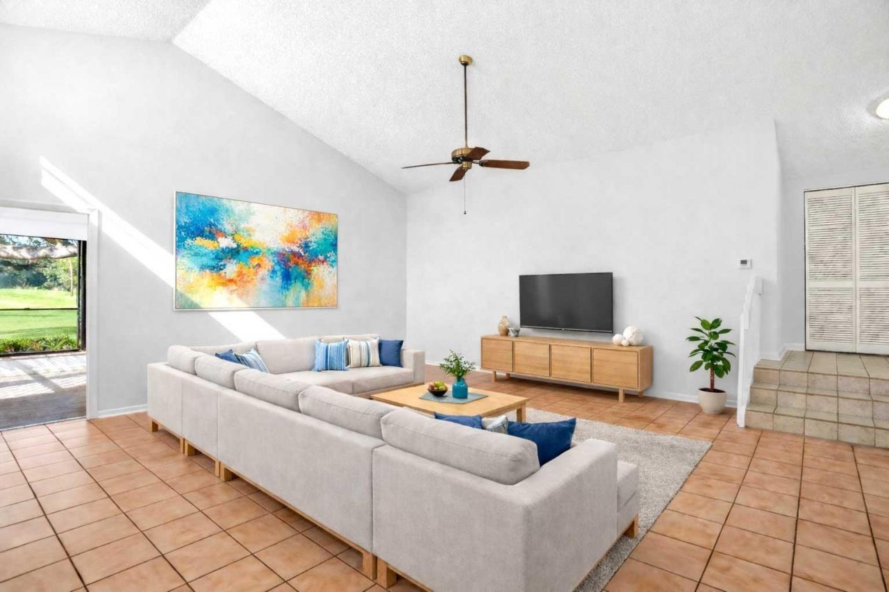 661 Hollows Circle, Deerfield Beach, FL 33442 Photo