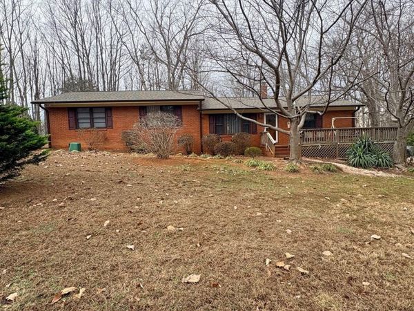 3955 Tower Road , Maiden, NC 28650