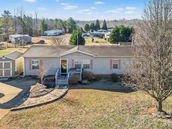 5013 Angelina Drive, Dallas, NC 28034