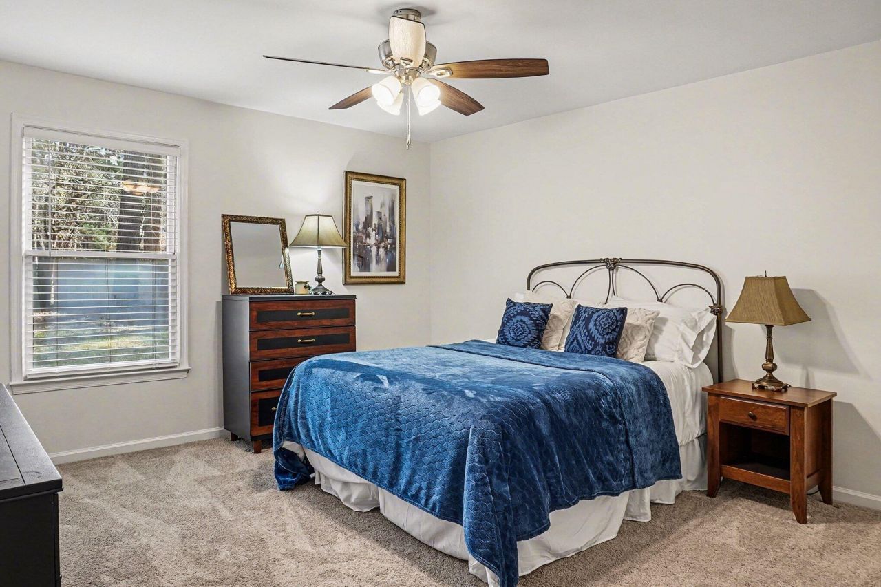 451 Longleaf Drive Photo 14