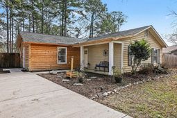 451 Longleaf Drive photo 4