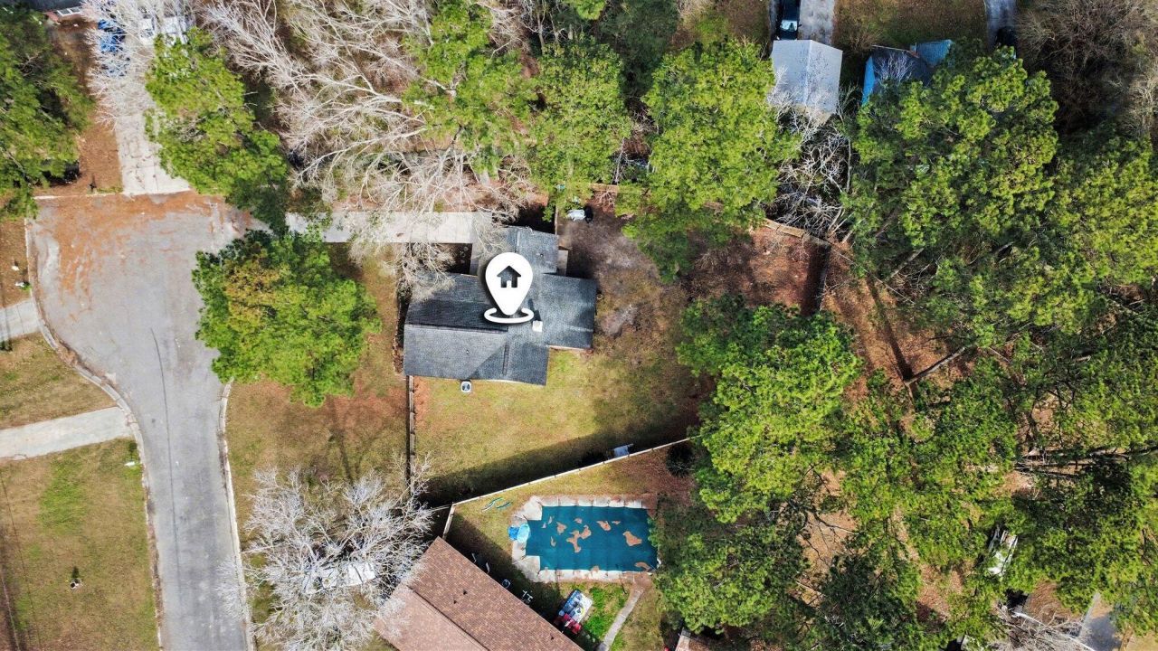 451 Longleaf Drive Photo 29