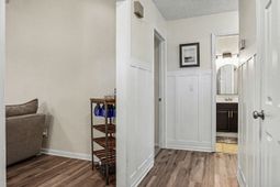 451 Longleaf Drive photo 4