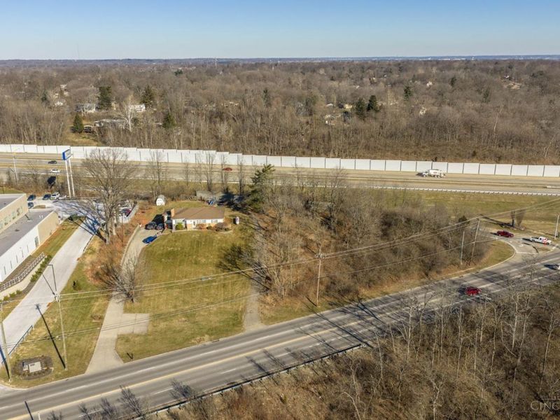 712 W Galbraith Road, Springfield Twp., OH 45231 Photo 6