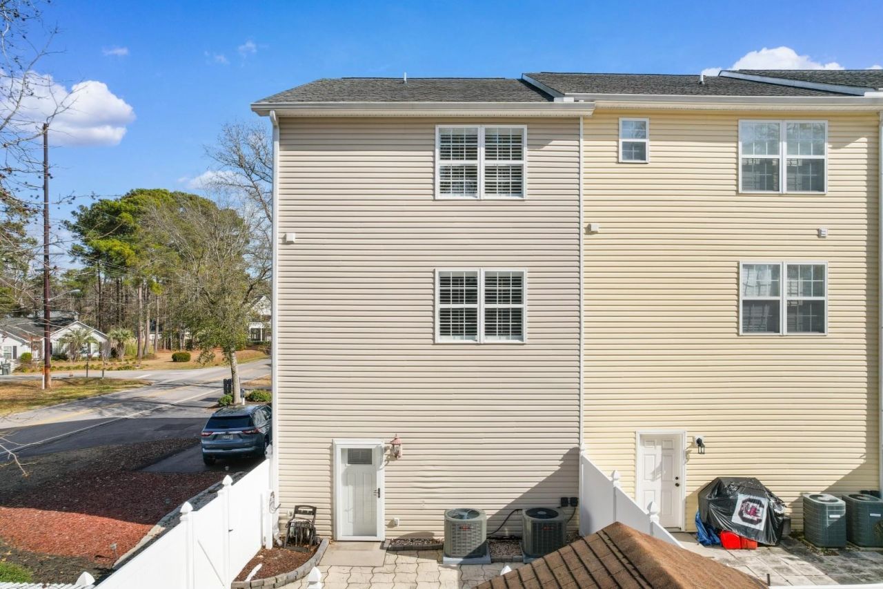 2428 Little River Neck Rd. Photo 32