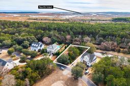 302 Colony Club Dr.  photo 4