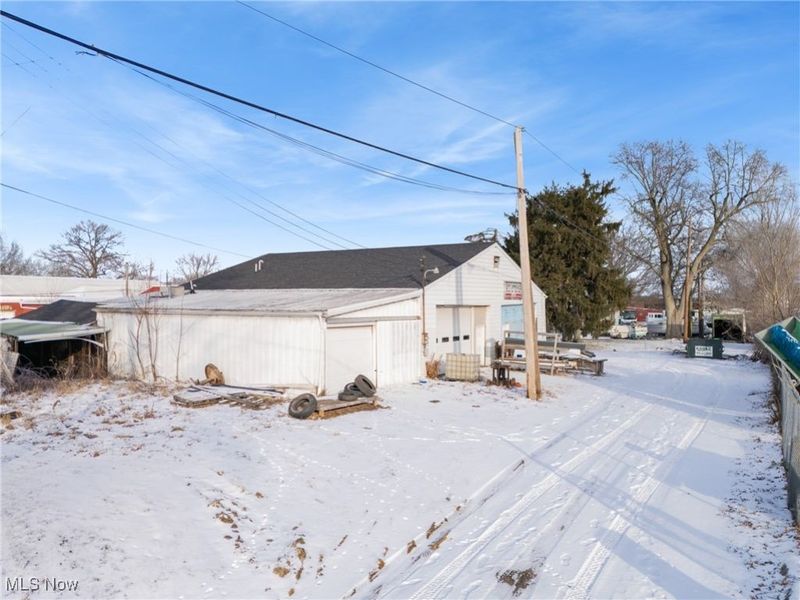 115 E Ely Street, Alliance, OH 44601 Photo 5