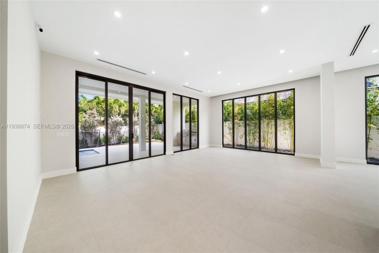 1117 SE 9th St, Fort Lauderdale, FL 33316 Photo