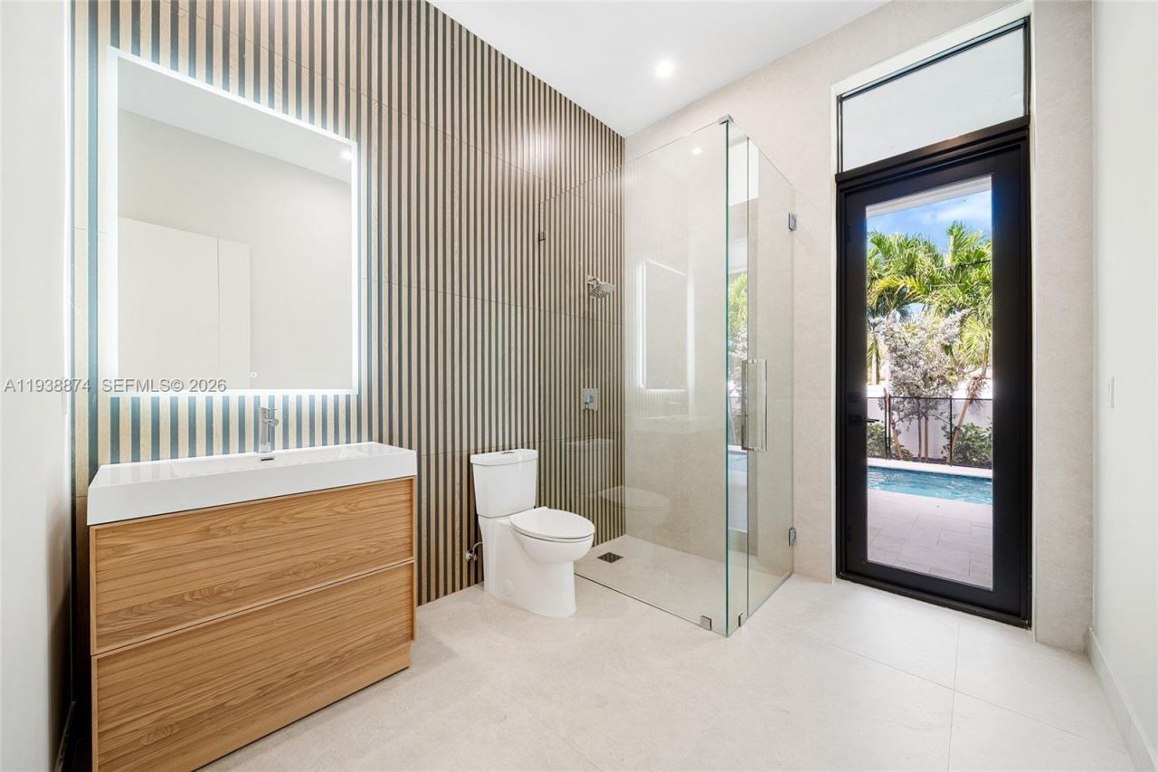 1117 SE 9th St, Fort Lauderdale, FL 33316 Photo