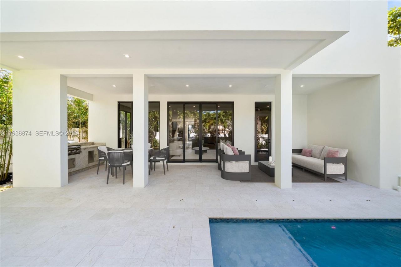 1117 SE 9th St, Fort Lauderdale, FL 33316 Photo