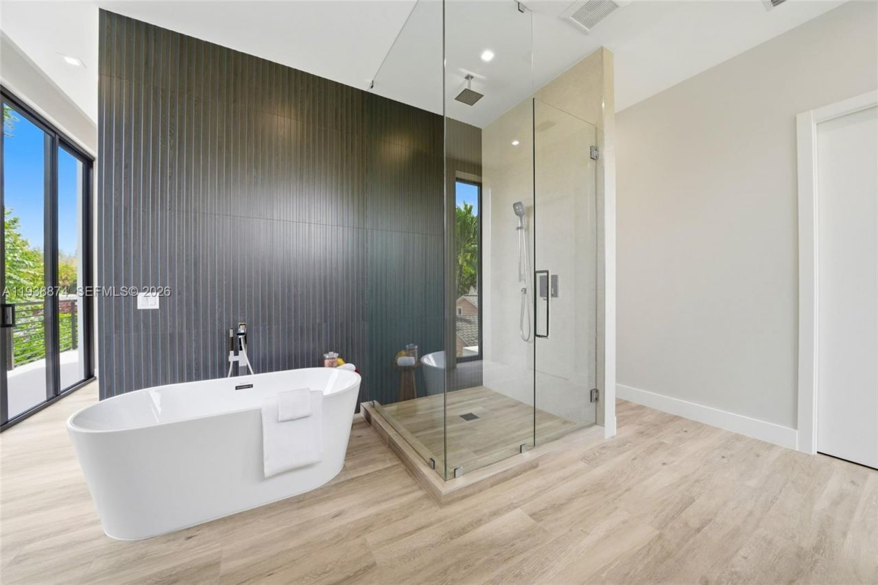 1117 SE 9th St, Fort Lauderdale, FL 33316 Photo