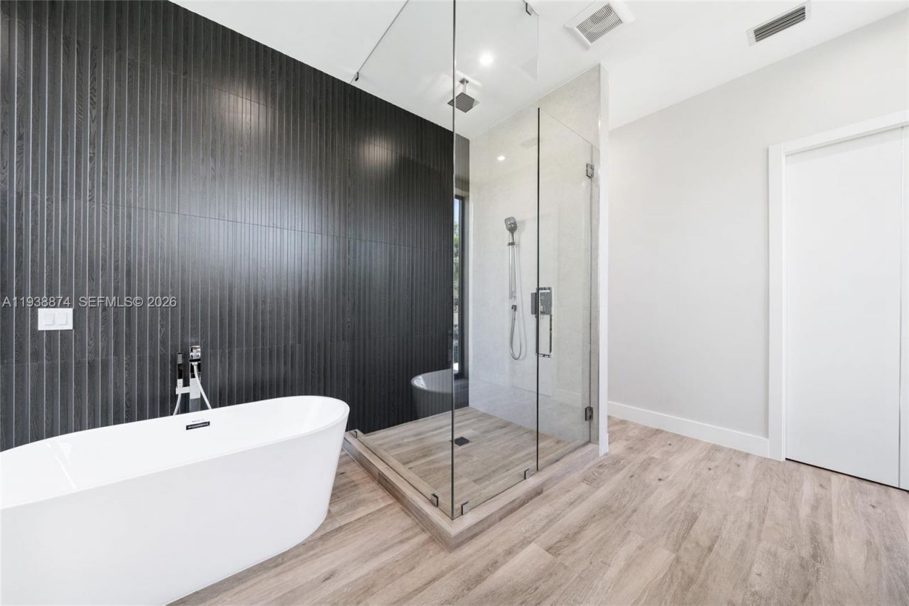 1117 SE 9th St, Fort Lauderdale, FL 33316 Photo