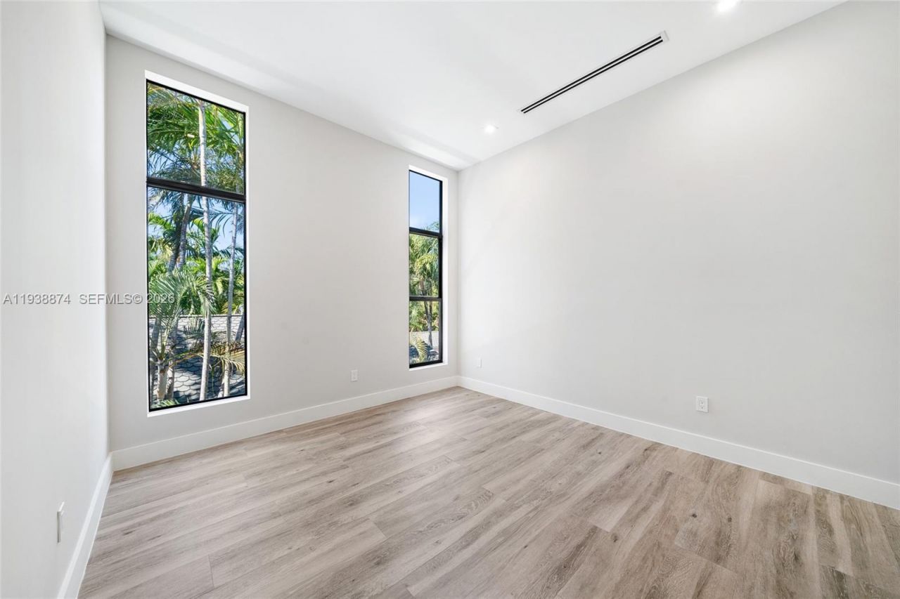 1117 SE 9th St, Fort Lauderdale, FL 33316 Photo