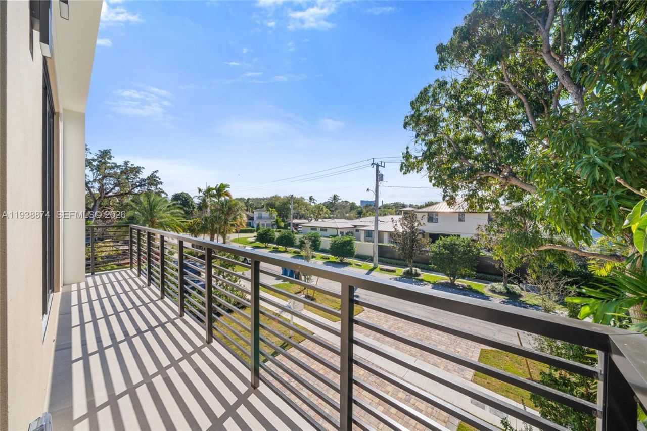 1117 SE 9th St, Fort Lauderdale, FL 33316 Photo