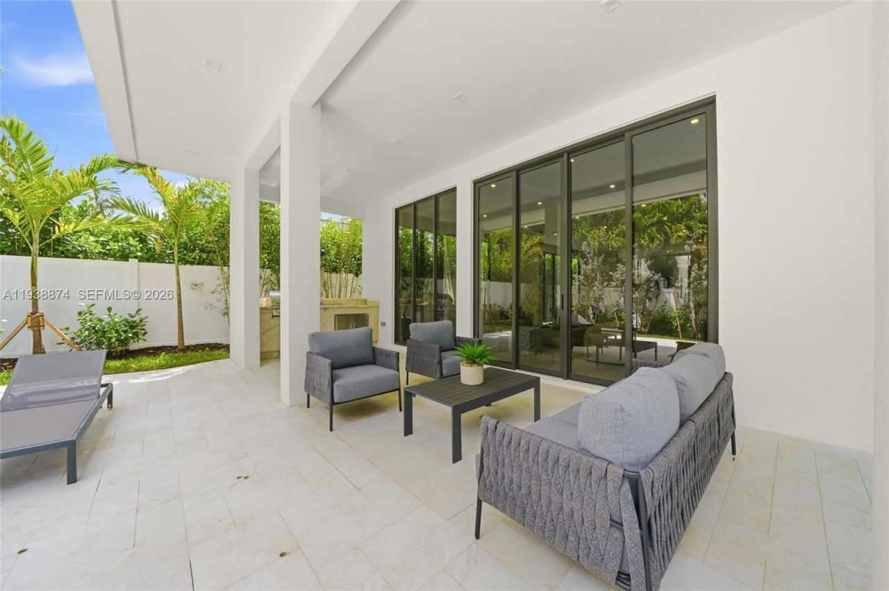 1117 SE 9th St, Fort Lauderdale, FL 33316 Photo