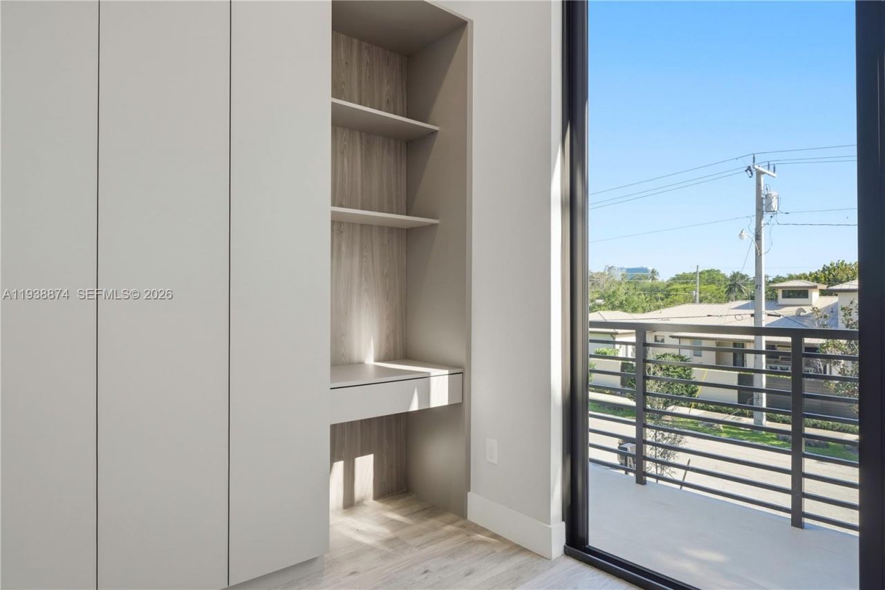 1117 SE 9th St, Fort Lauderdale, FL 33316 Photo