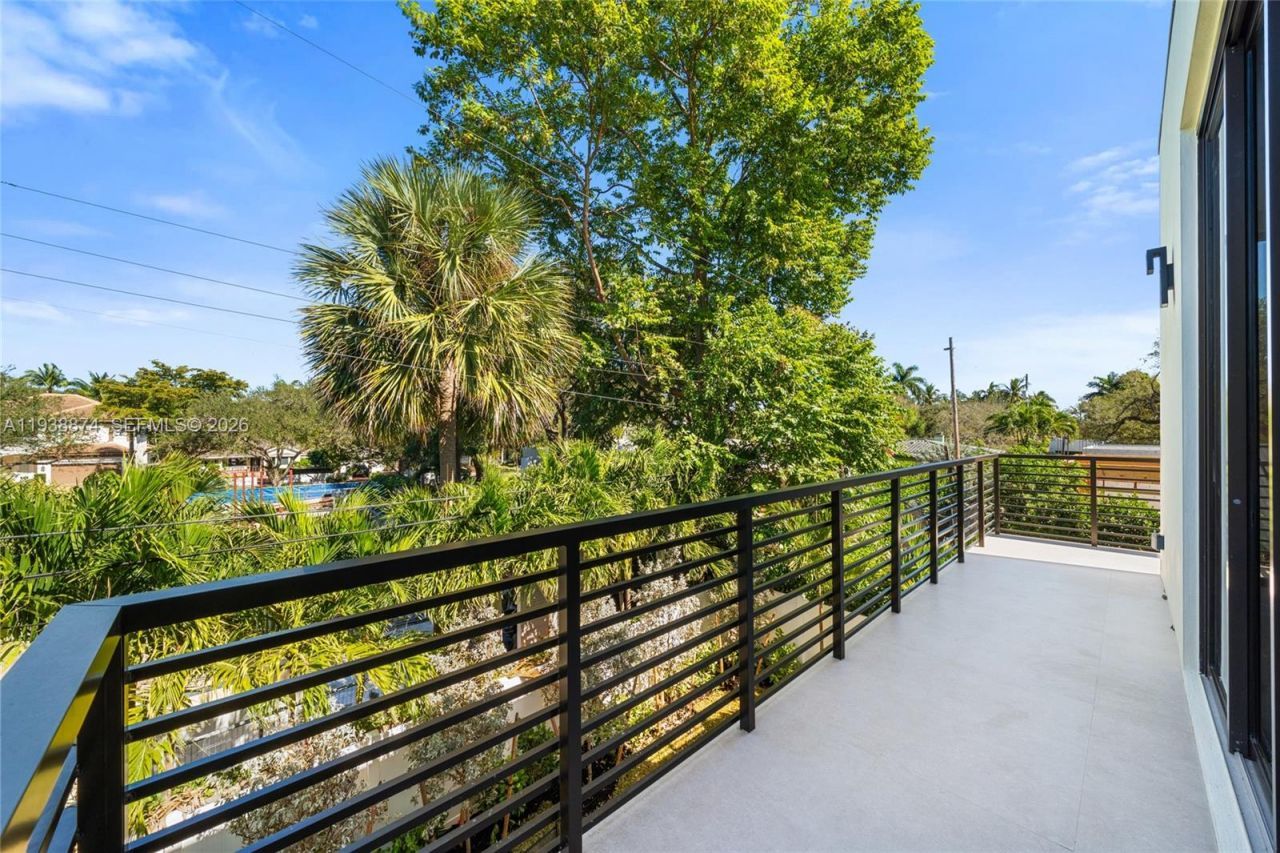 1117 SE 9th St, Fort Lauderdale, FL 33316 Photo