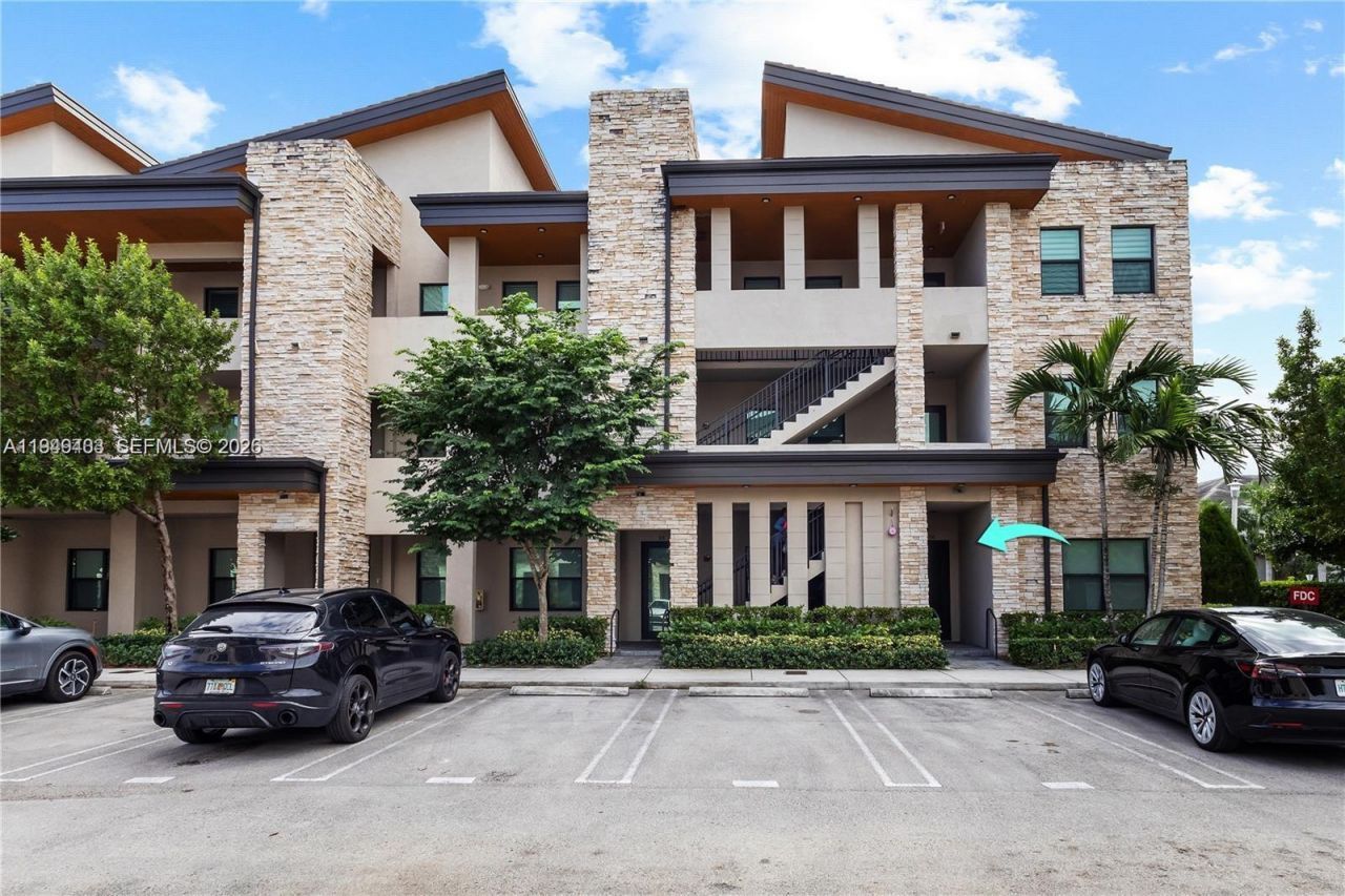 7805 NW 104th Ave, Unit 6, Doral, FL 33178 Photo