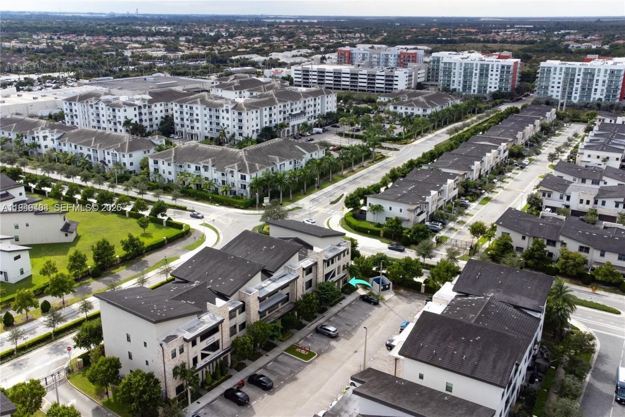 7805 NW 104th Ave, Unit 6, Doral, FL 33178 Photo