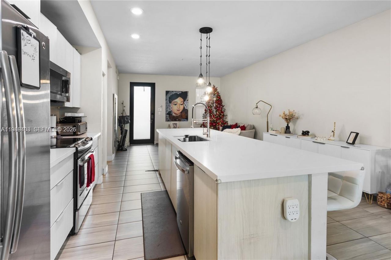 7805 NW 104th Ave, Unit 6, Doral, FL 33178 Photo