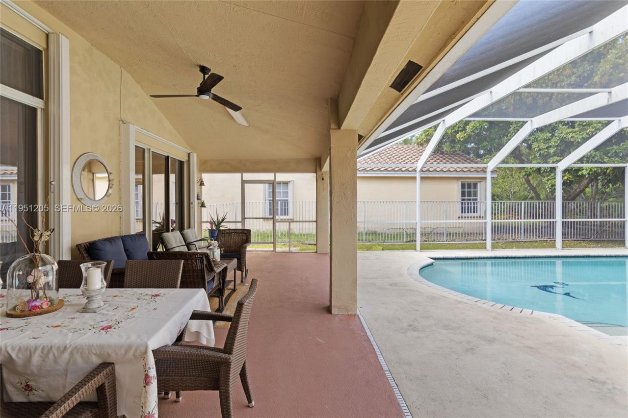 798 Verona Lake Dr , Weston, FL 33326 Photo