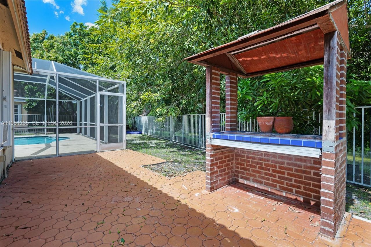 798 Verona Lake Dr , Weston, FL 33326 Photo