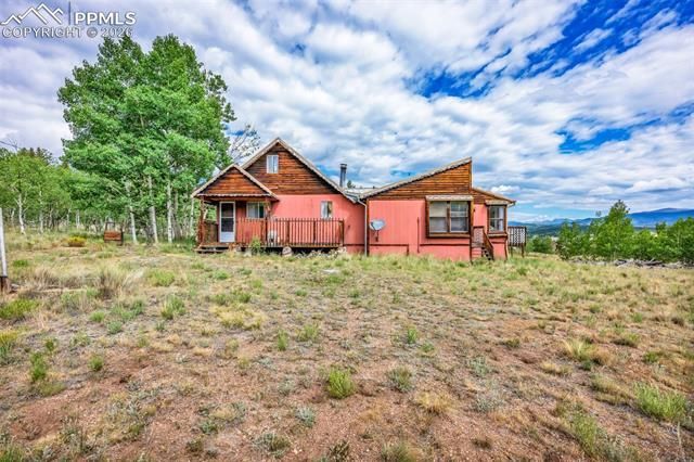 997 Wells Fargo Circle, Jefferson, CO 80456 Main Photo