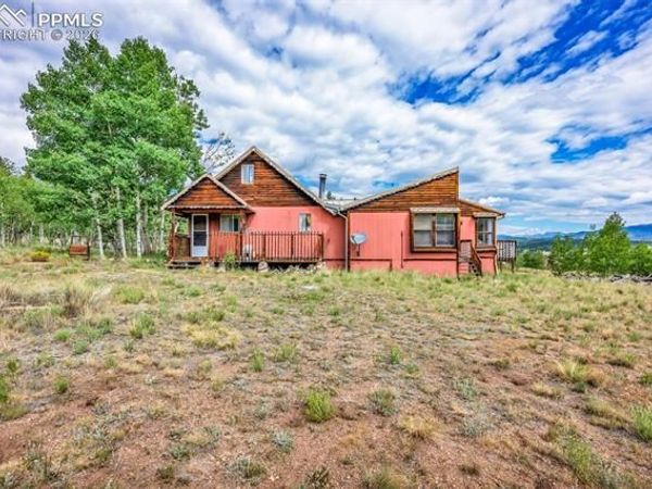 997 Wells Fargo Circle, Jefferson, CO 80456