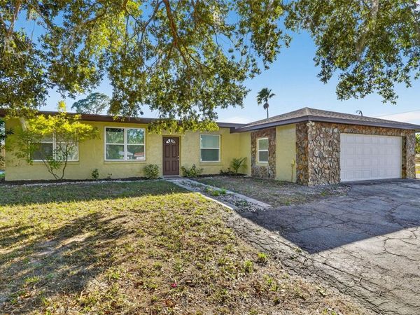 8812 OAKWOOD DRIVE, LAKE WALES, FL 33898