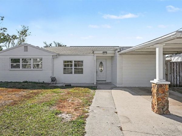 2910 W BURKE STREET, TAMPA, FL 33614