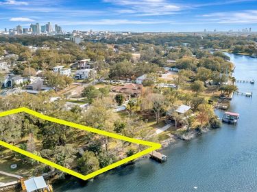 3306 N PERRY AVENUE, TAMPA, FL 33603