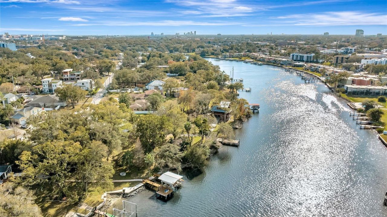 3306 N Perry Avenue, Tampa, FL 33603 Photo