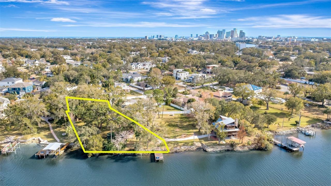 3306 N Perry Avenue, Tampa, FL 33603 Photo