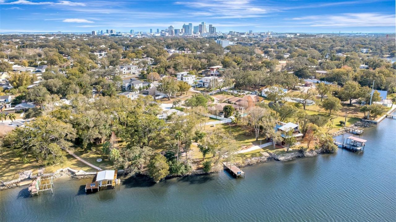 3306 N Perry Avenue, Tampa, FL 33603 Photo