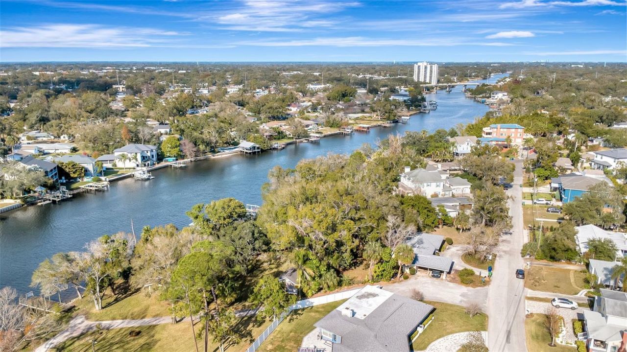 3306 N Perry Avenue, Tampa, FL 33603 Photo