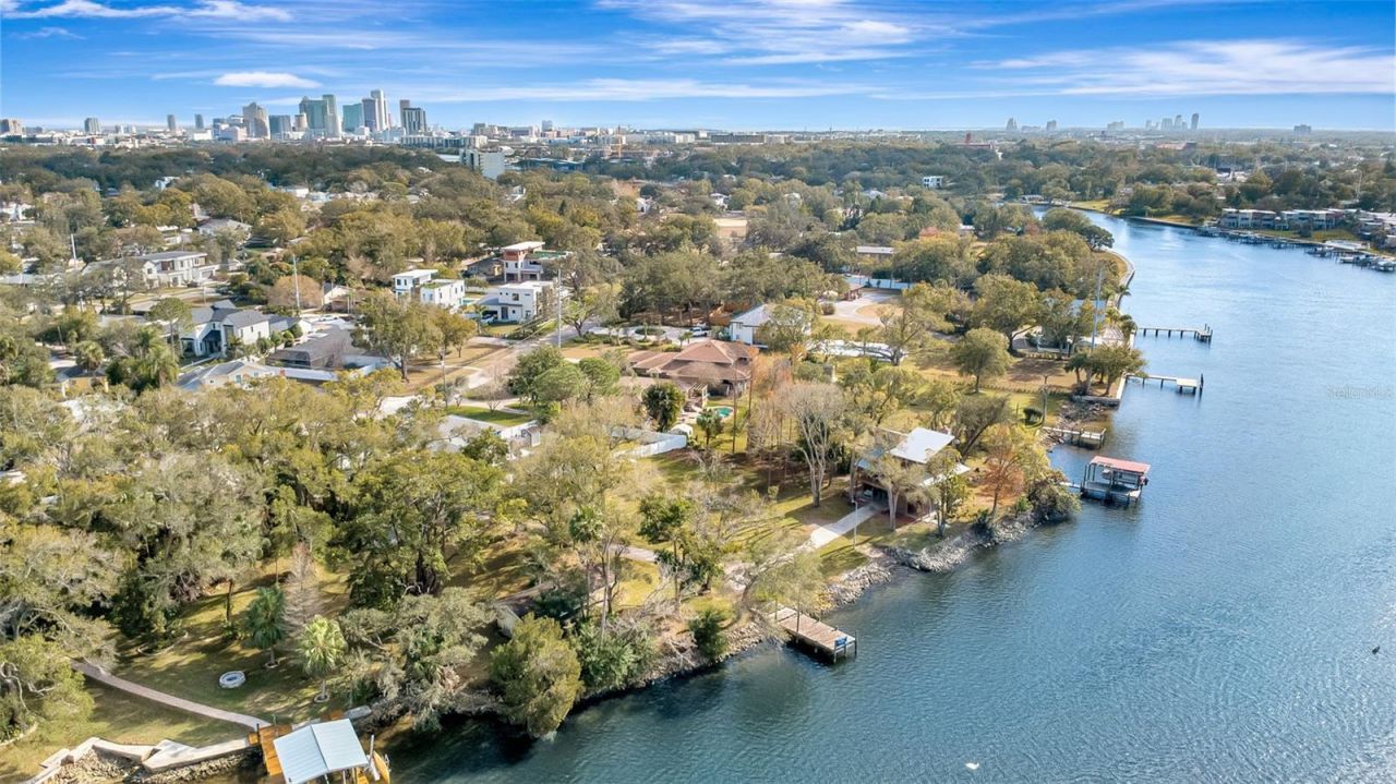 3306 N Perry Avenue, Tampa, FL 33603 Photo