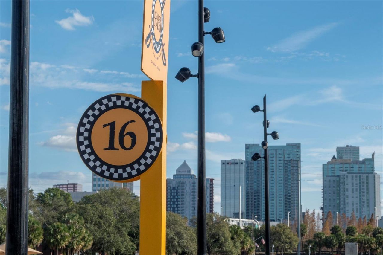 3306 N Perry Avenue, Tampa, FL 33603 Photo