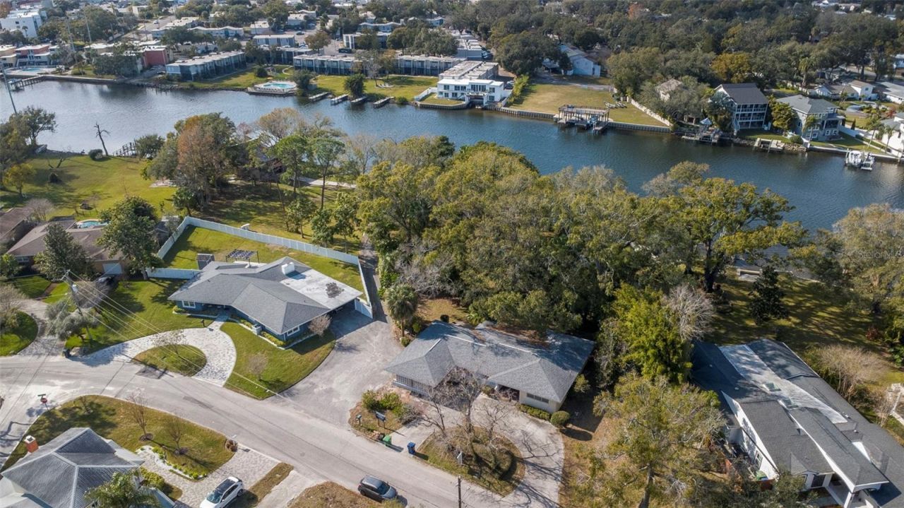 3306 N Perry Avenue, Tampa, FL 33603 Photo