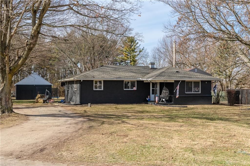 8890 Mann Road, Tipp City, OH 45371 Main Photo