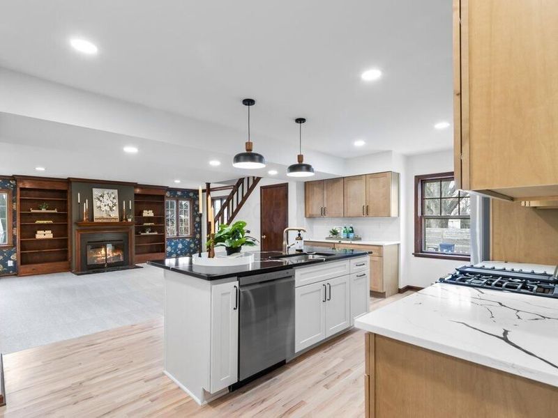 243 E Schreyer Place, Columbus, OH 43214 Photo 12