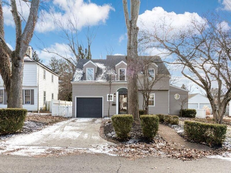 243 E Schreyer Place, Columbus, OH 43214 Photo 4