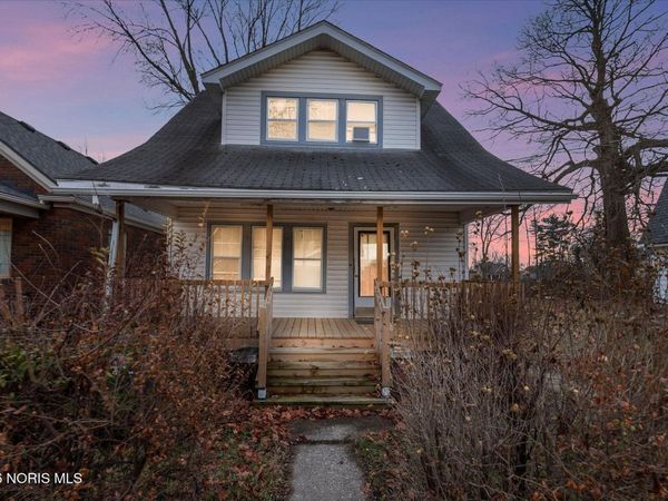 1805 Oakwood Avenue, Toledo, OH 43607